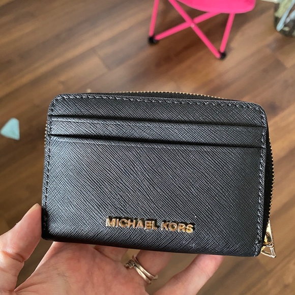 Micheal kors wallett - Picture 4 of 4